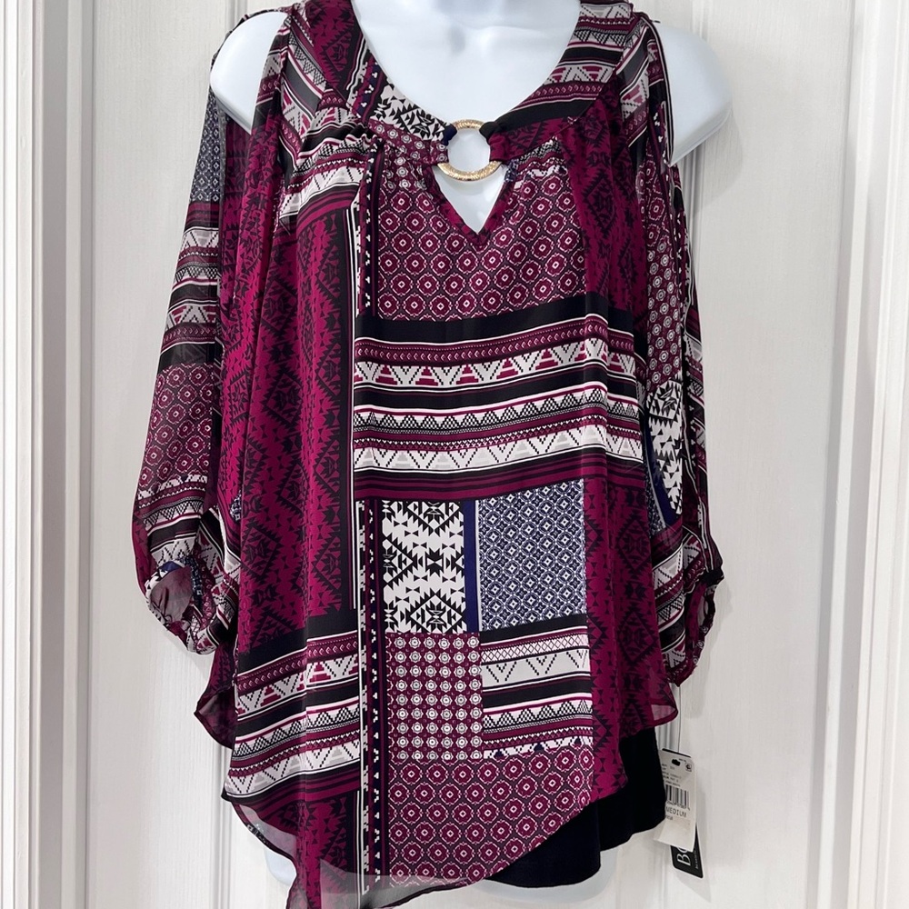Womens Cold Shoulder Top by BCX Style Size M NWT